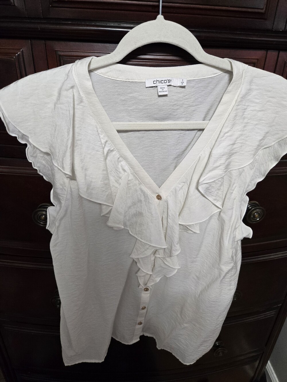 Chico's Cream Ruffle V-Neck Button Front Blouse